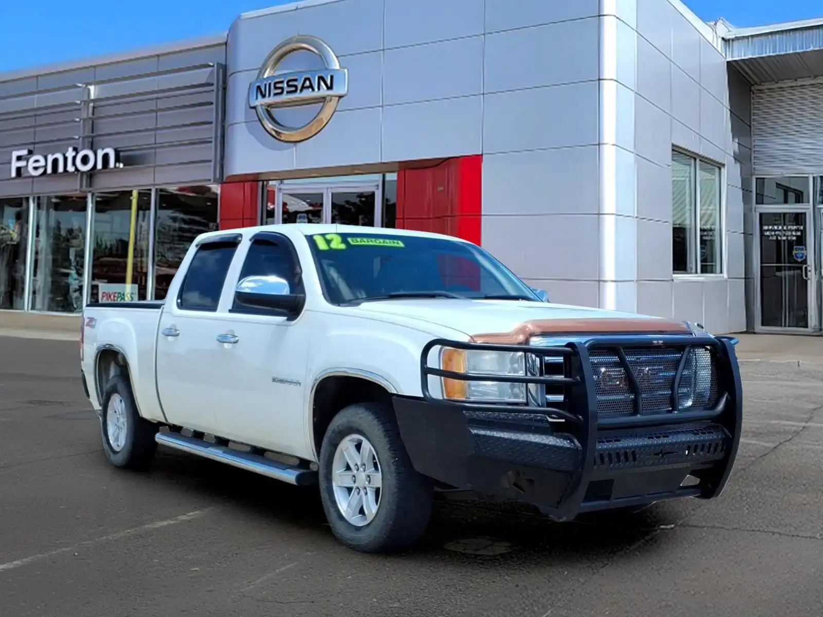 2012 GMC Sierra 4WD Crew Cab SLE SWB's photo