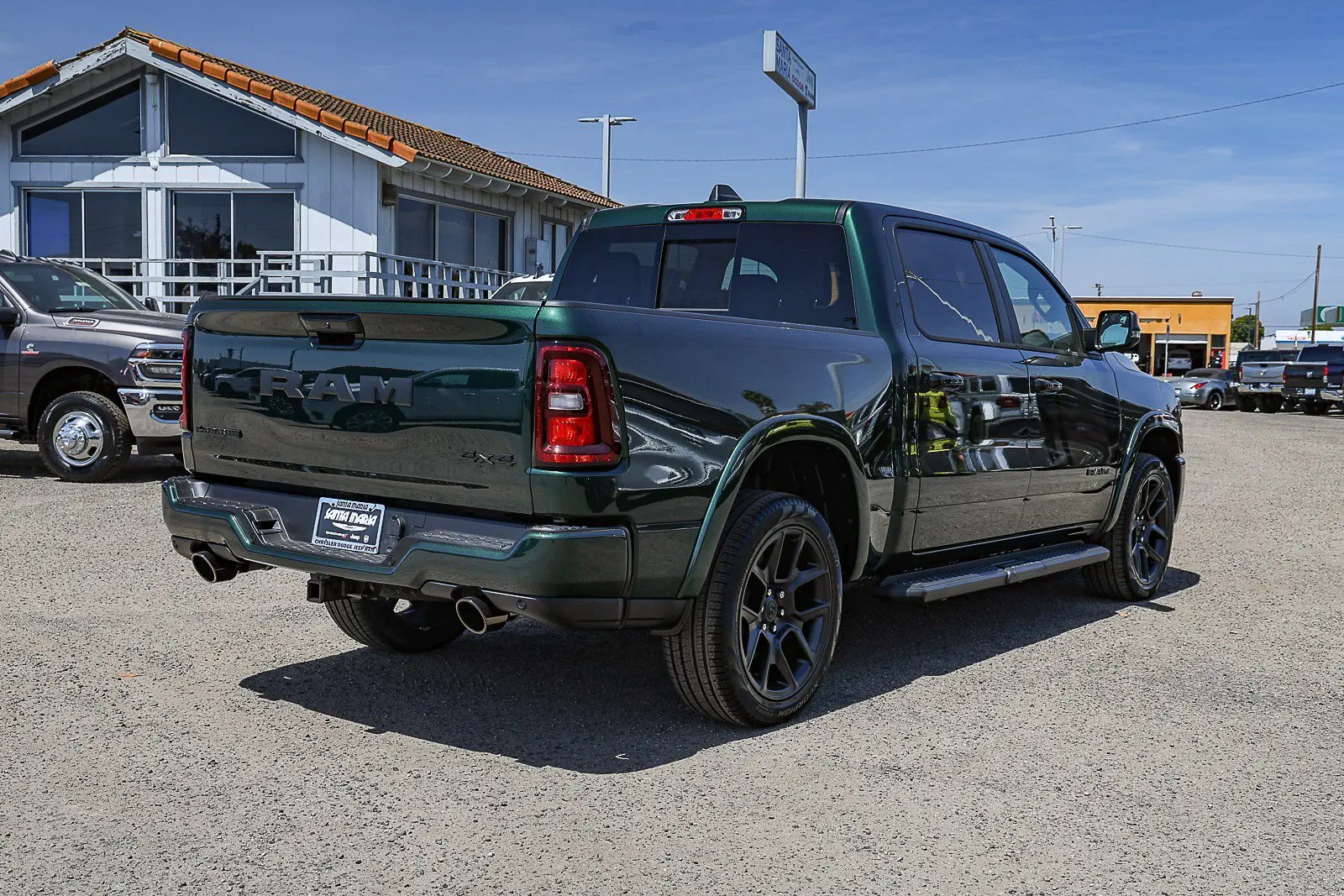 2026 RAM 1500 Laramie 4WD Crew Cab 5'7 photo 4