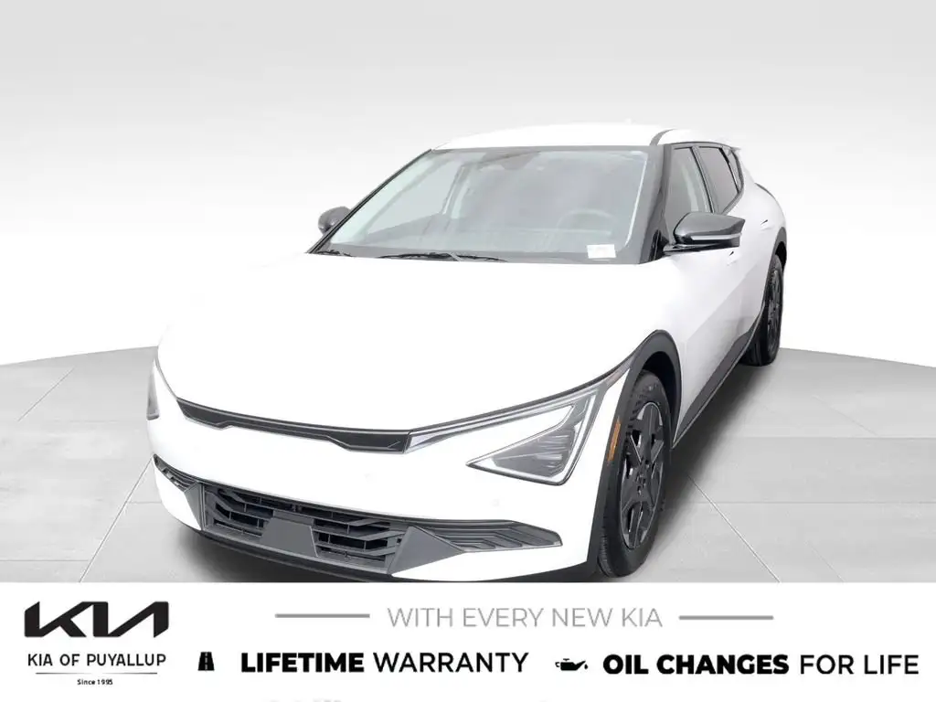 2026 Kia EV6 Light L/R's photo