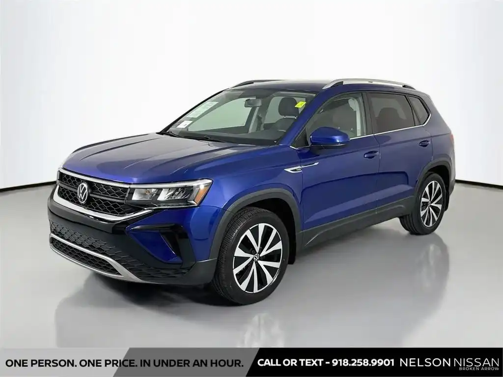 2022 Volkswagen Taos 1.5T SE 4Motion's photo