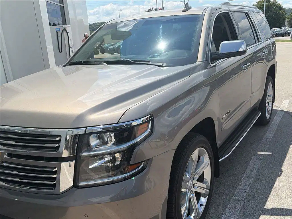 2017 Chevrolet Tahoe 4WD Premier's photo