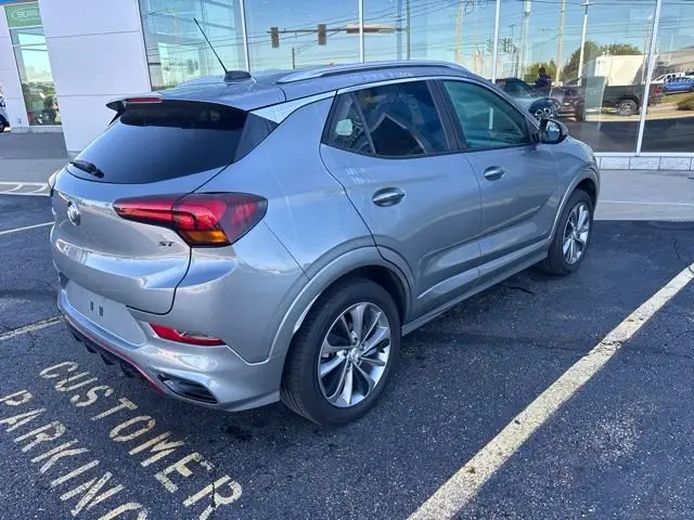 2023 Buick Encore GX Select AWD photo 3