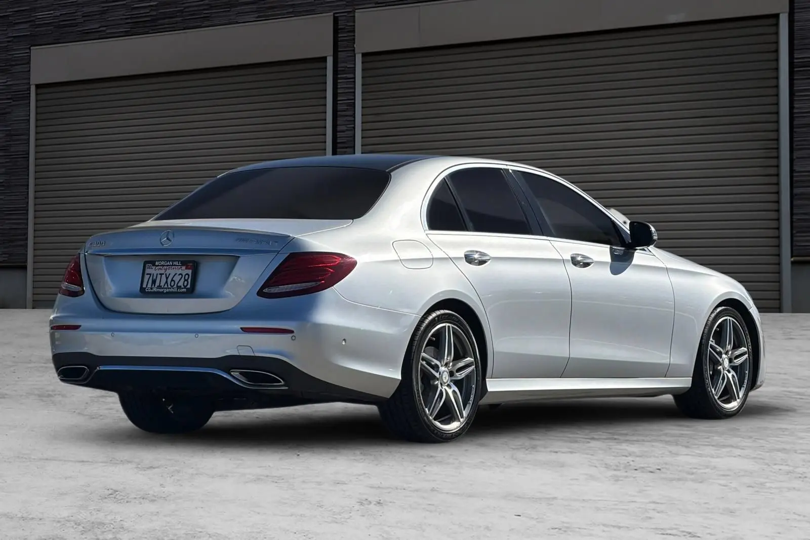 2017 Mercedes-Benz E-Class E300 photo 4