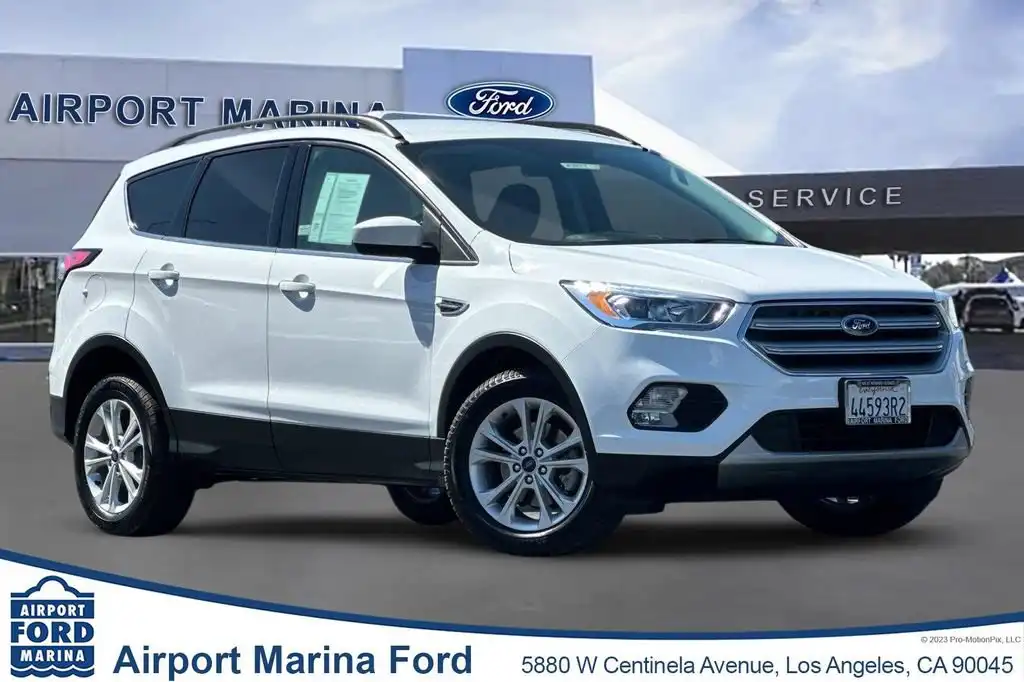 2018 Ford Escape SEL's photo