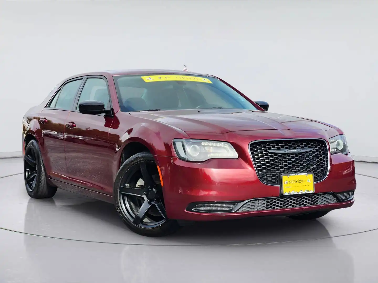 2022 Chrysler 300 Touring's photo