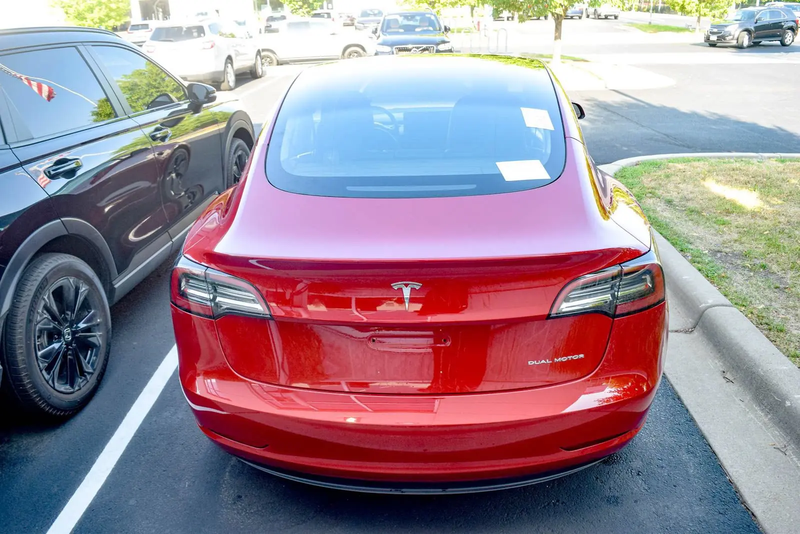 2023 Tesla Model 3 Long Range photo 5