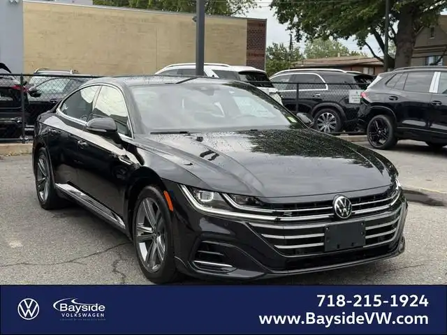 2023 Volkswagen Arteon SE R-Line's photo