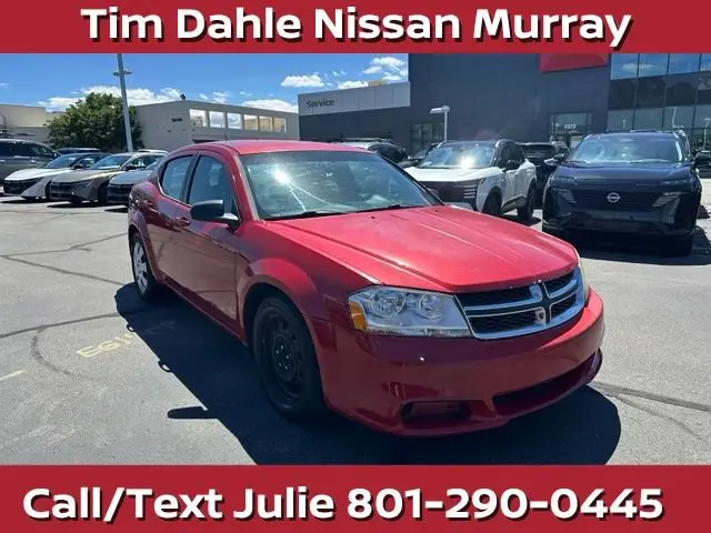 2012 Dodge Avenger SE photo 3