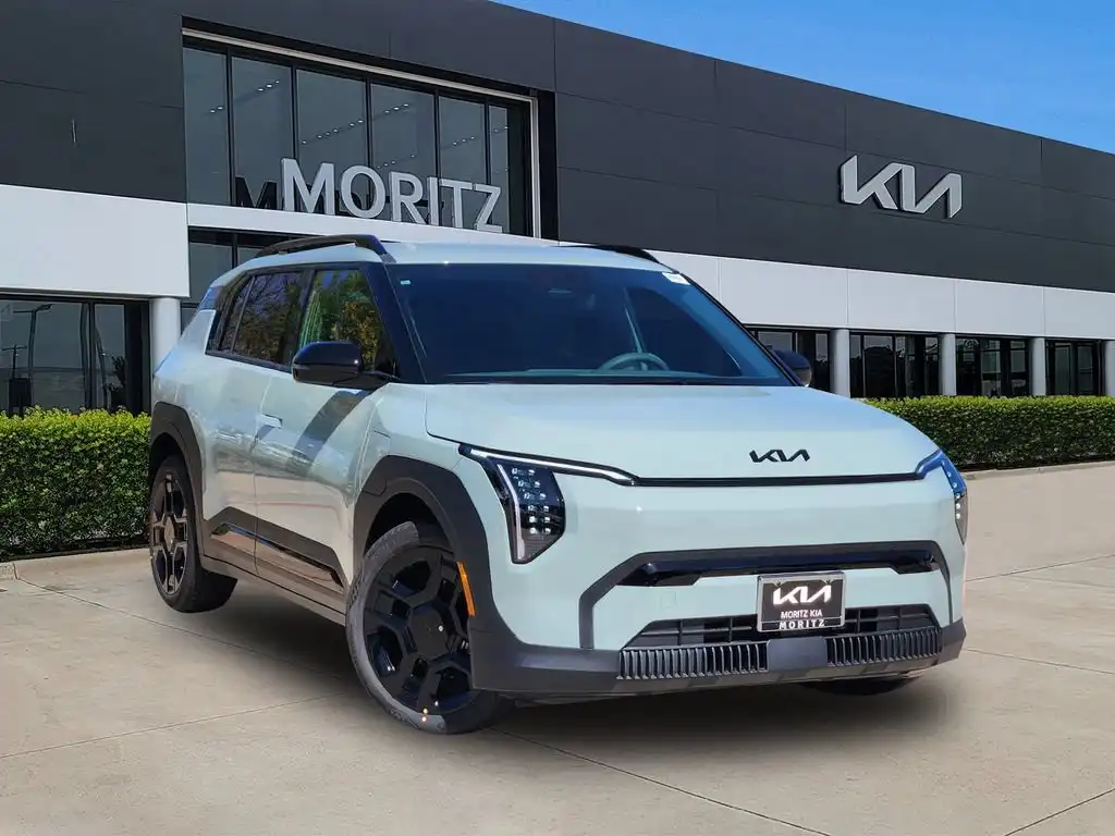2027 Kia EV3 Wind's photo