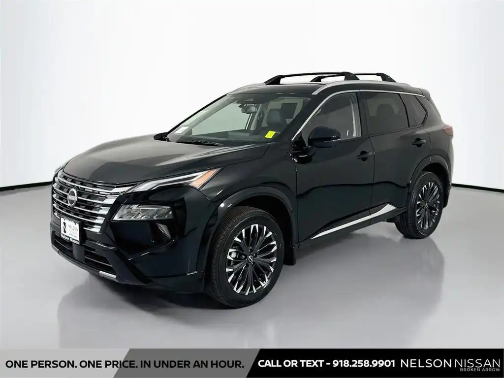 2026 Nissan Rogue Platinum AWD's photo