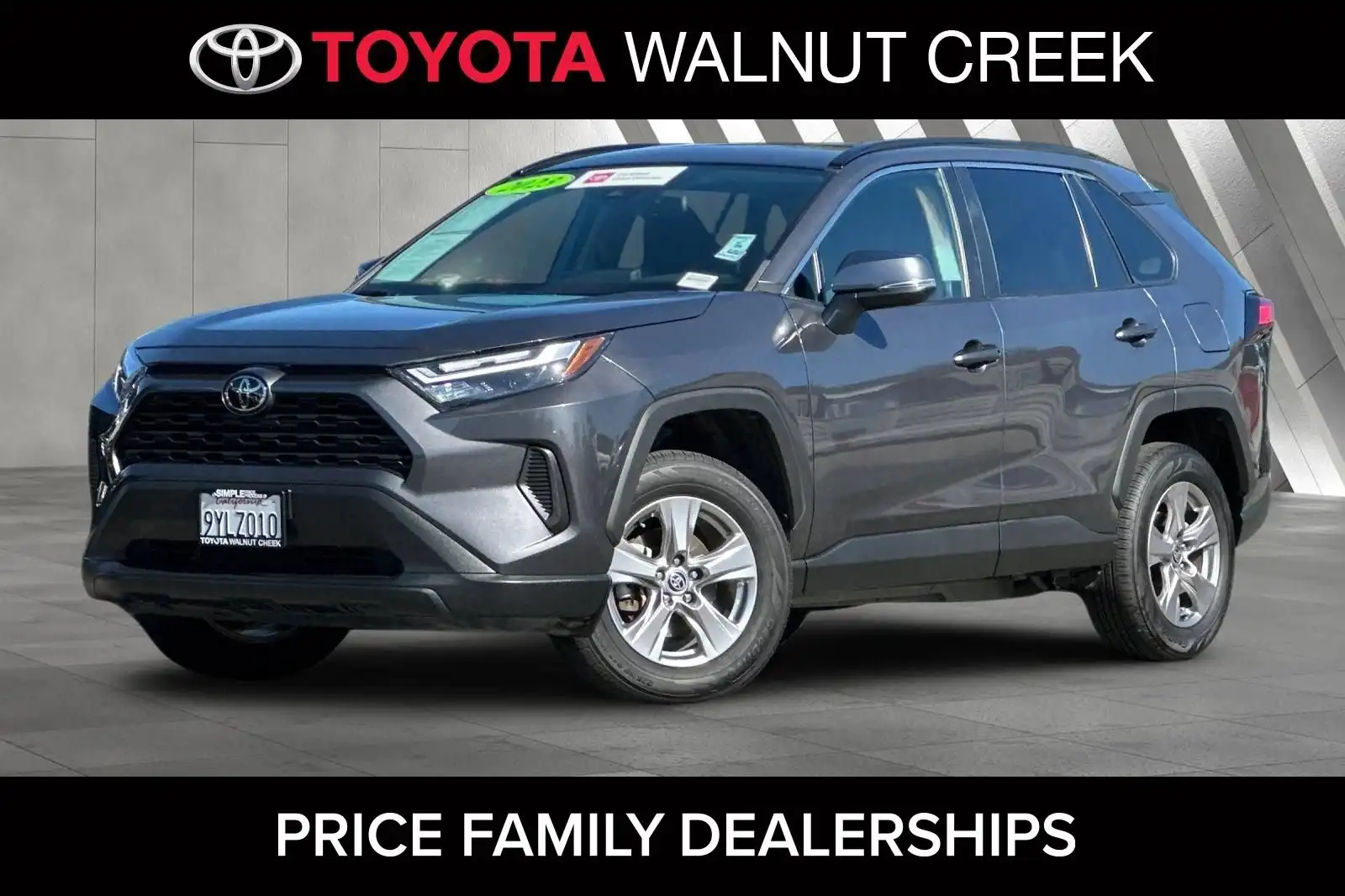 2023 Toyota RAV4 XLE AWD's photo