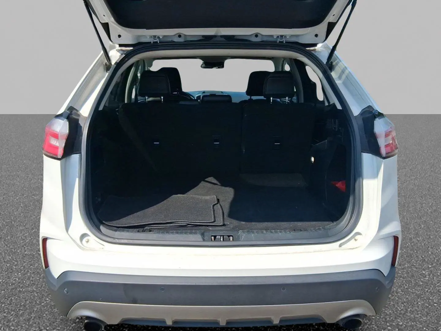 2020 Ford Edge SEL AWD photo 5