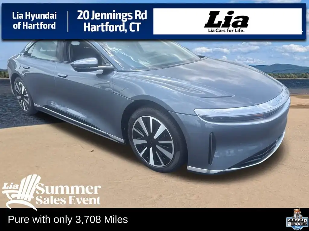2025 Lucid Air Pure's photo