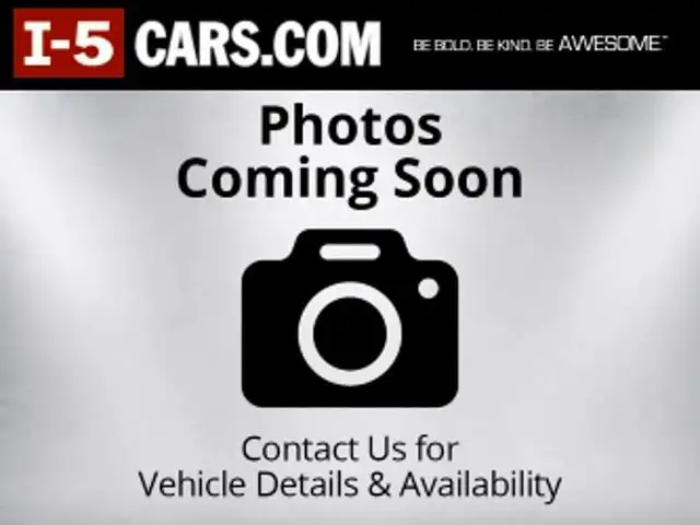 2016 Toyota Sienna XLE V6 7-Passenger Access Seat's photo