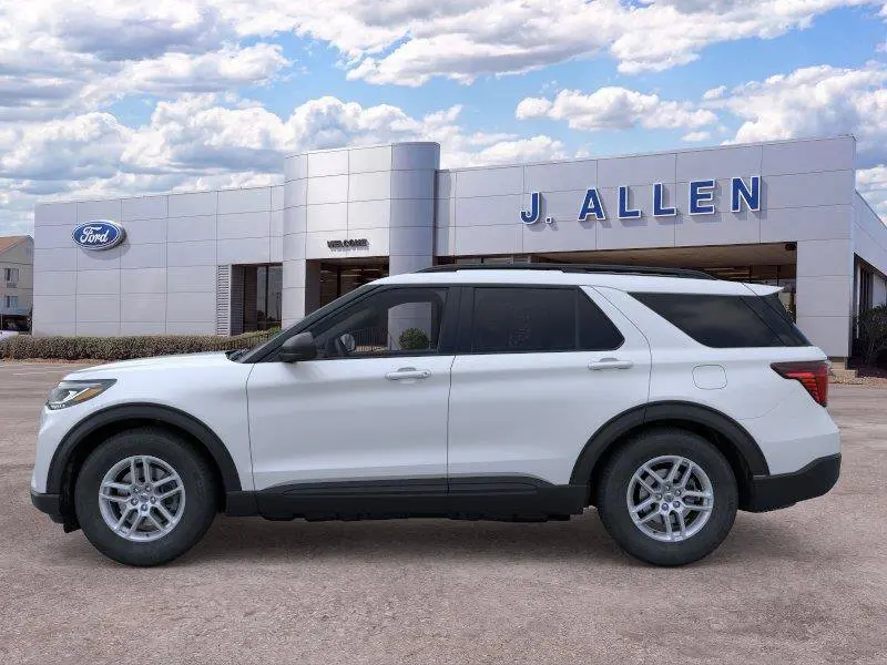 2026 Ford Explorer Active w/200A Pkg photo 5