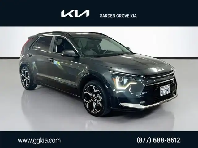 2023 Kia Niro EX Touring HEV's photo