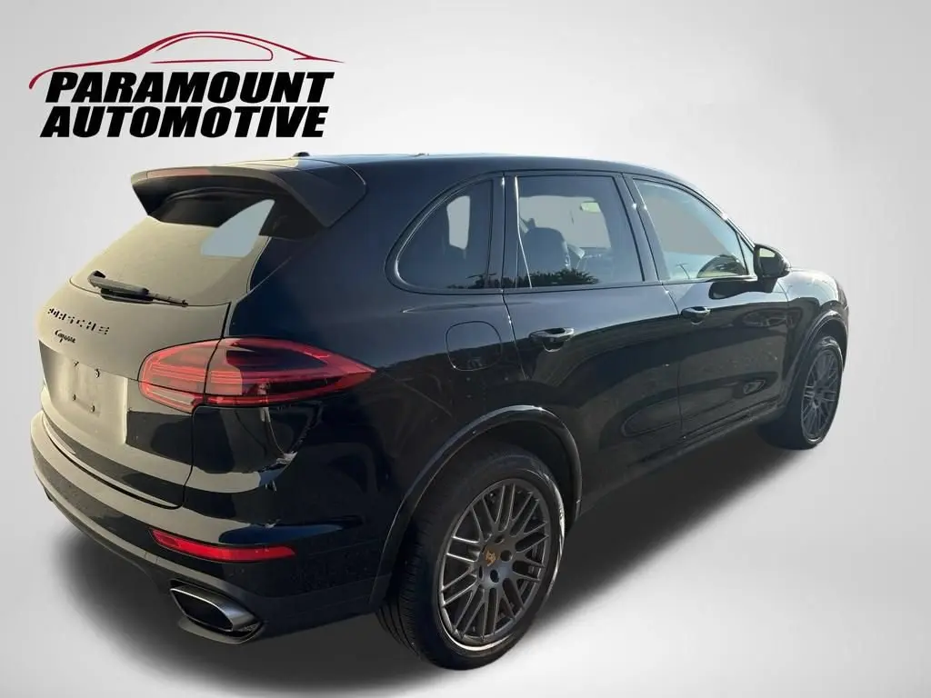 2017 Porsche Cayenne Platinum Edition photo 3