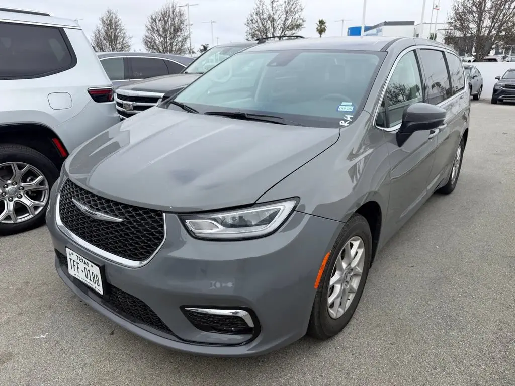 Vehicle Image 1