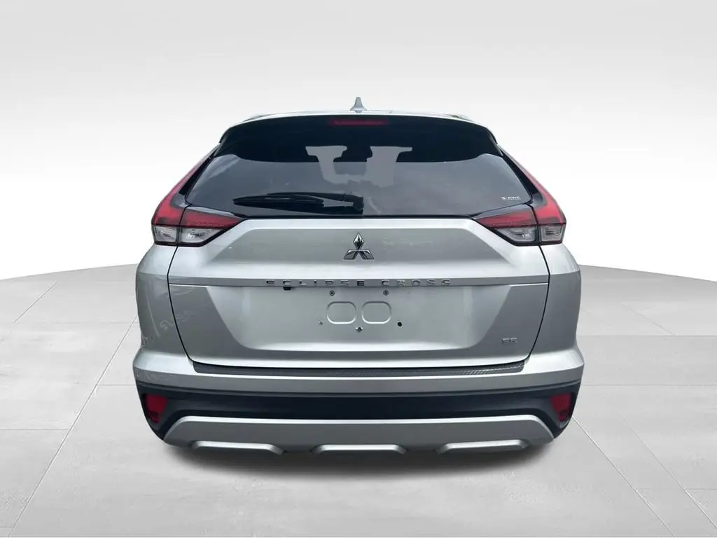 2023 Mitsubishi Eclipse Cross SE S-AWC photo 4