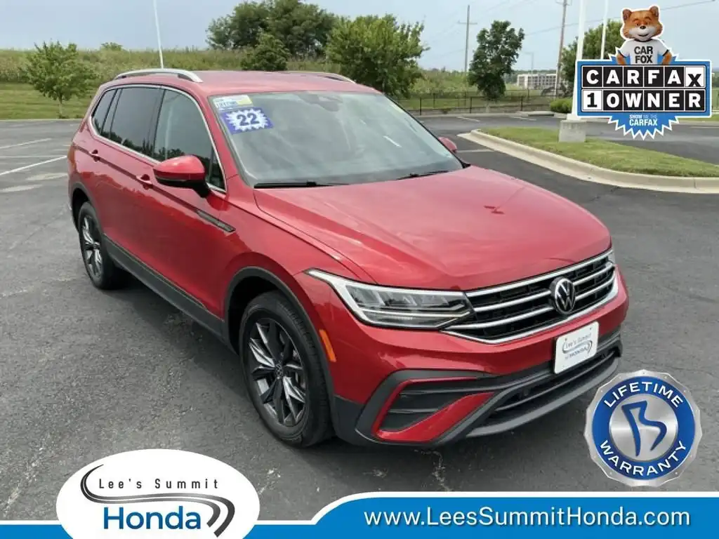 2022 Volkswagen Tiguan 2.0T SE's photo