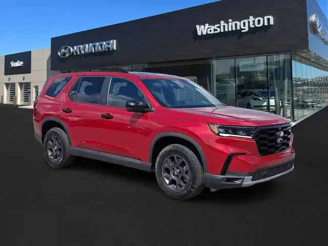 2023 Honda Pilot TrailSport AWD's photo