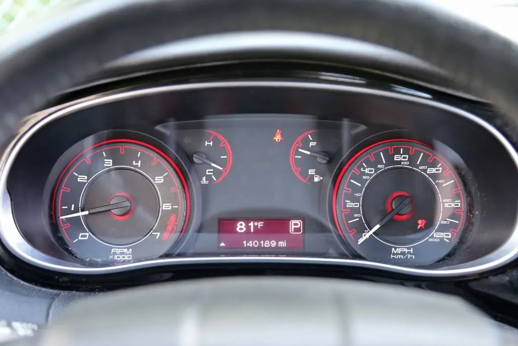 2013 Dodge Dart 2.0 SXT photo 4