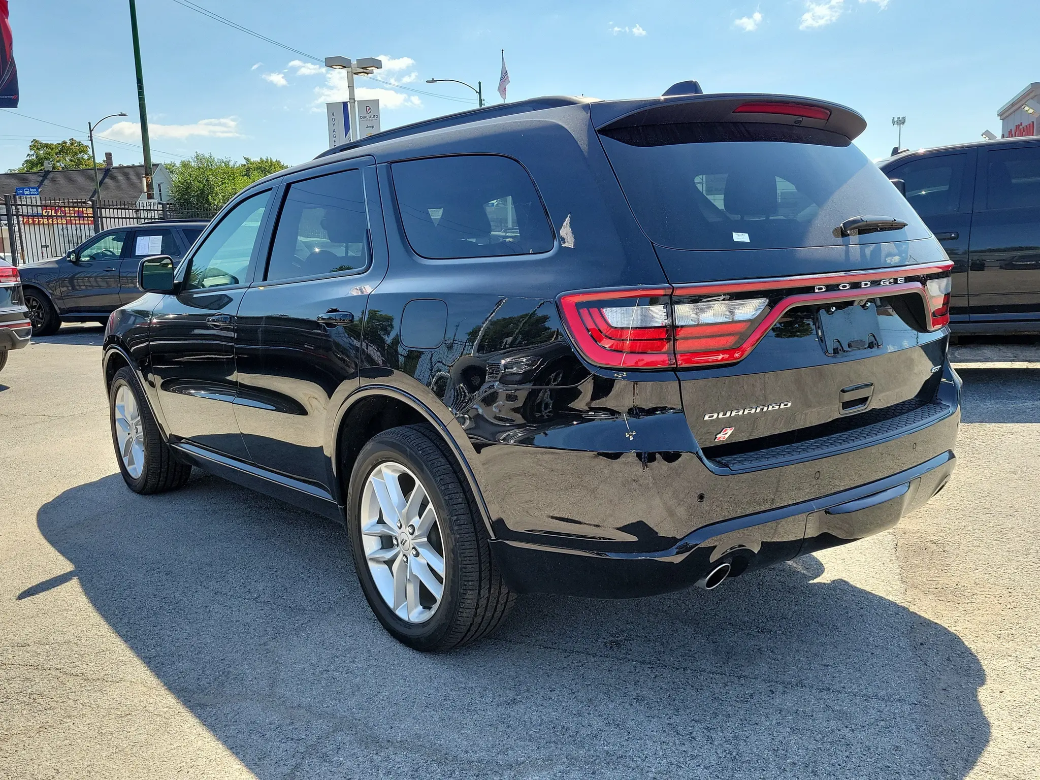 2025 Dodge Durango GT AWD Plus photo 3