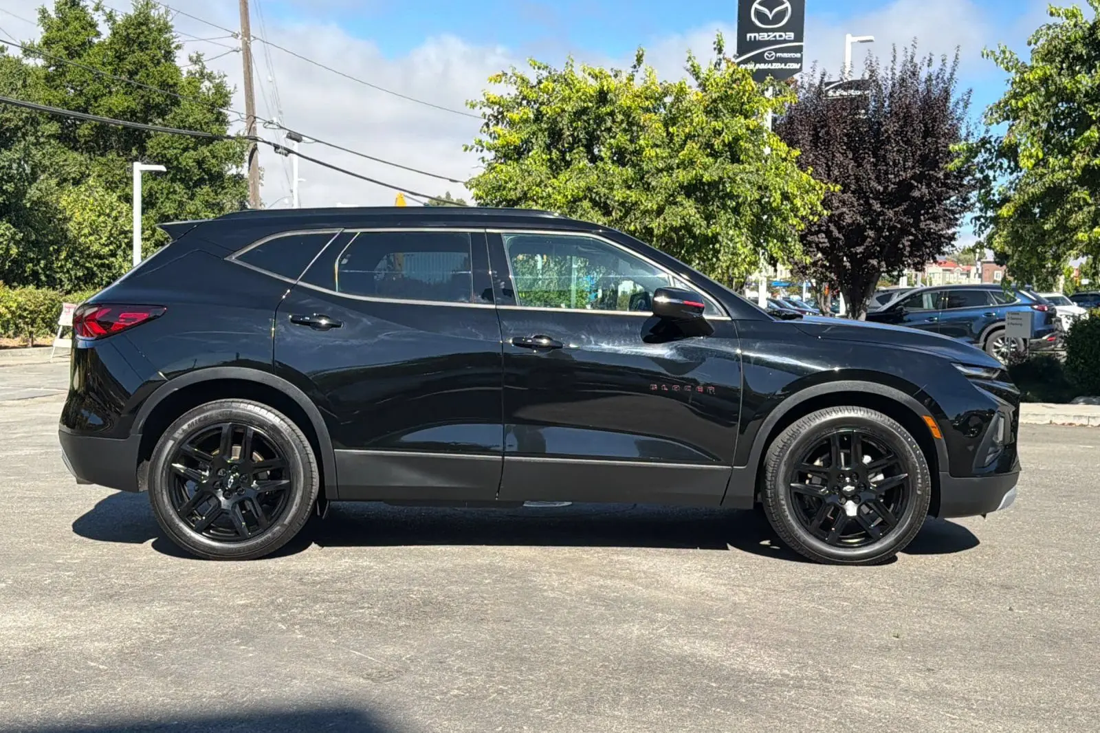 2020 Chevrolet Blazer 2LT AWD photo 3