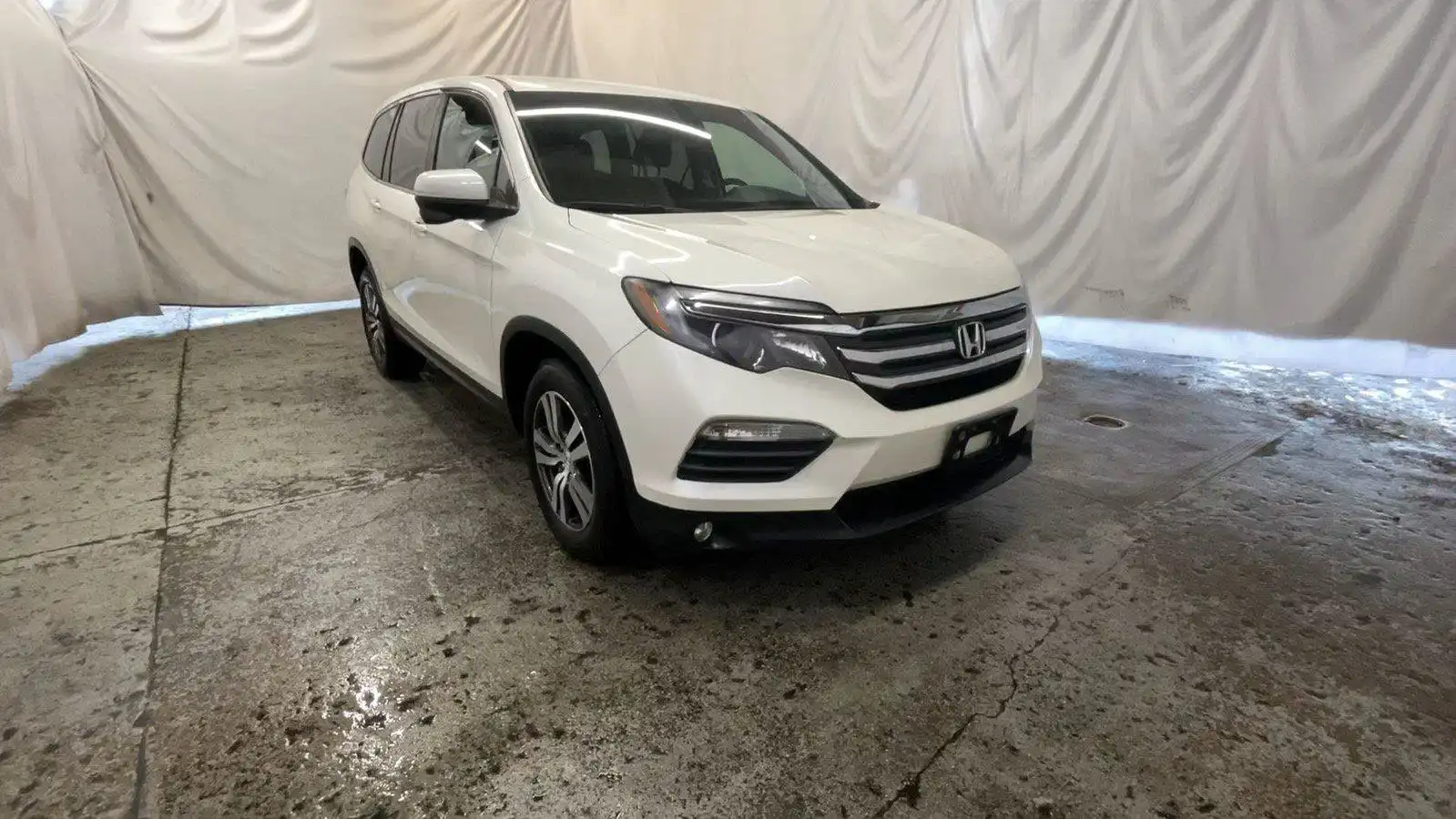 2017 Honda Pilot 4WD EX's photo