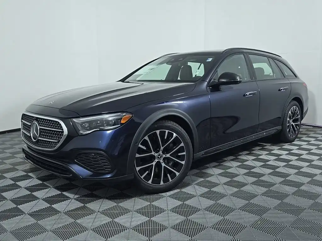 2027 Mercedes-Benz E-Class E450 Wagon 4MATIC All-Terrain's photo