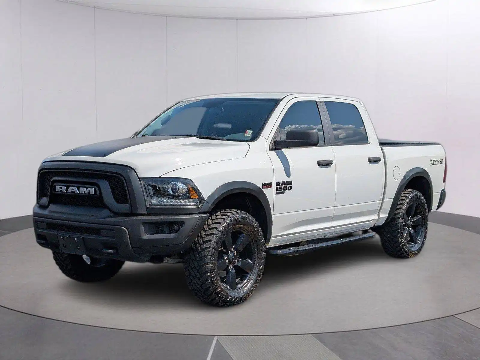 2020 RAM 1500 Classic Warlock 4WD Crew Cab 5'7's photo