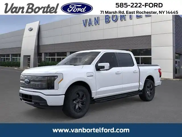 2023 Ford F-150 Lariat 4x4 SuperCrew 5-1/2 Box's photo