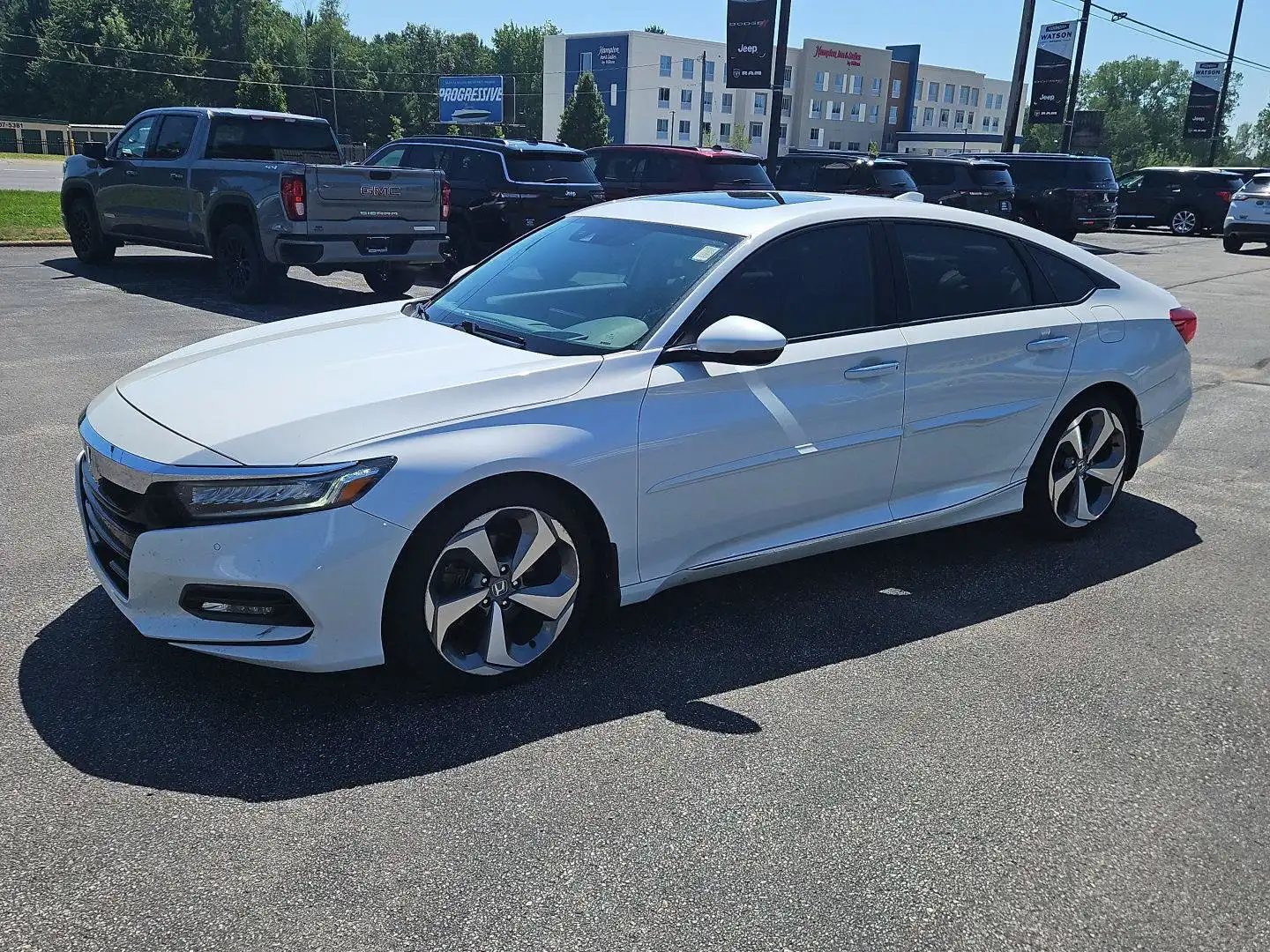 2018 Honda Accord 2.0T Touring Auto's photo