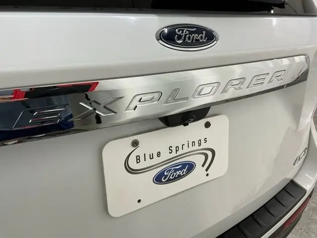2021 Ford Explorer XLT 4WD photo 5