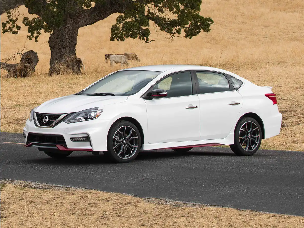 2018 Nissan Sentra SV CVT's photo