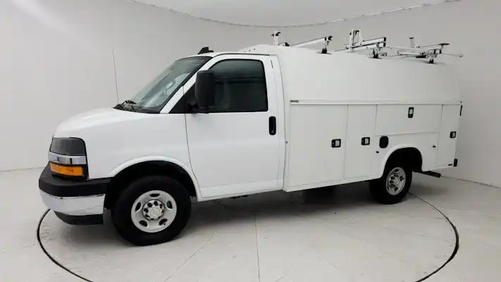 2025 Chevrolet Express 3500 139" WB's photo
