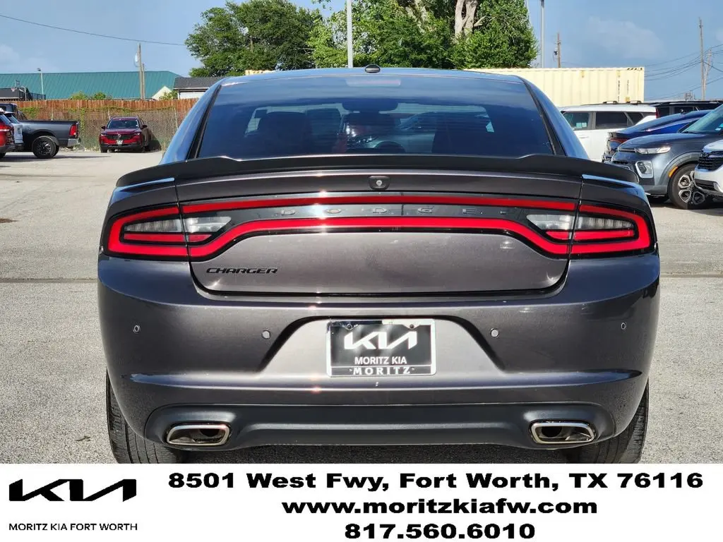 2021 Dodge Charger SXT photo 5