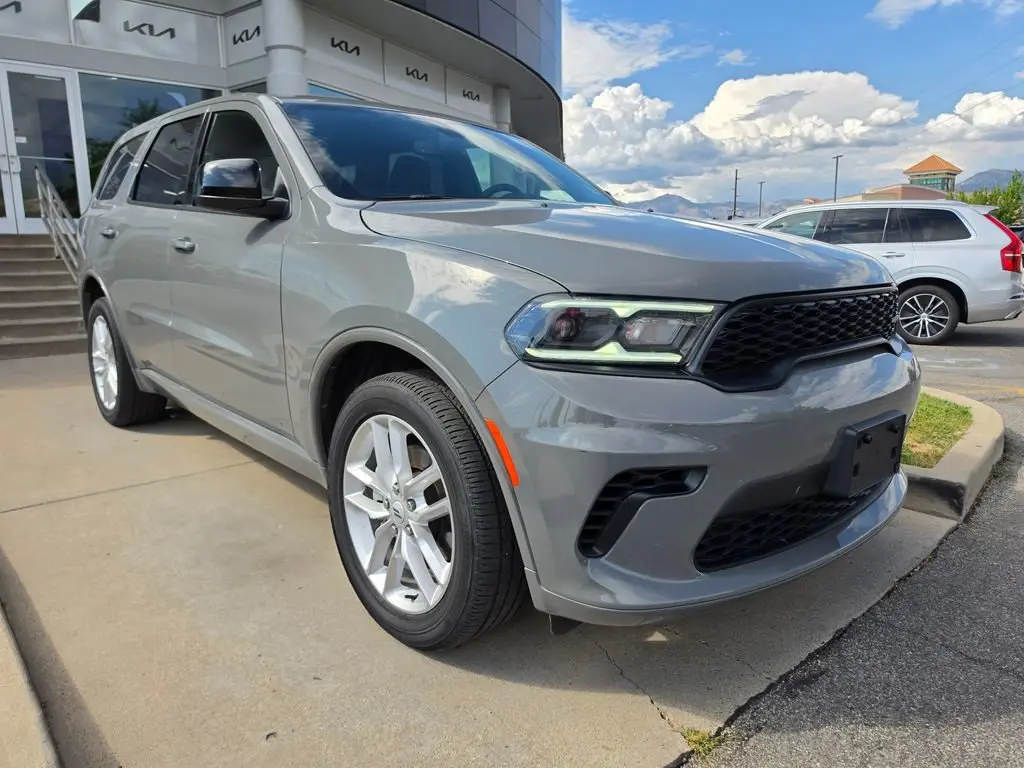 2025 Dodge Durango GT AWD photo 3