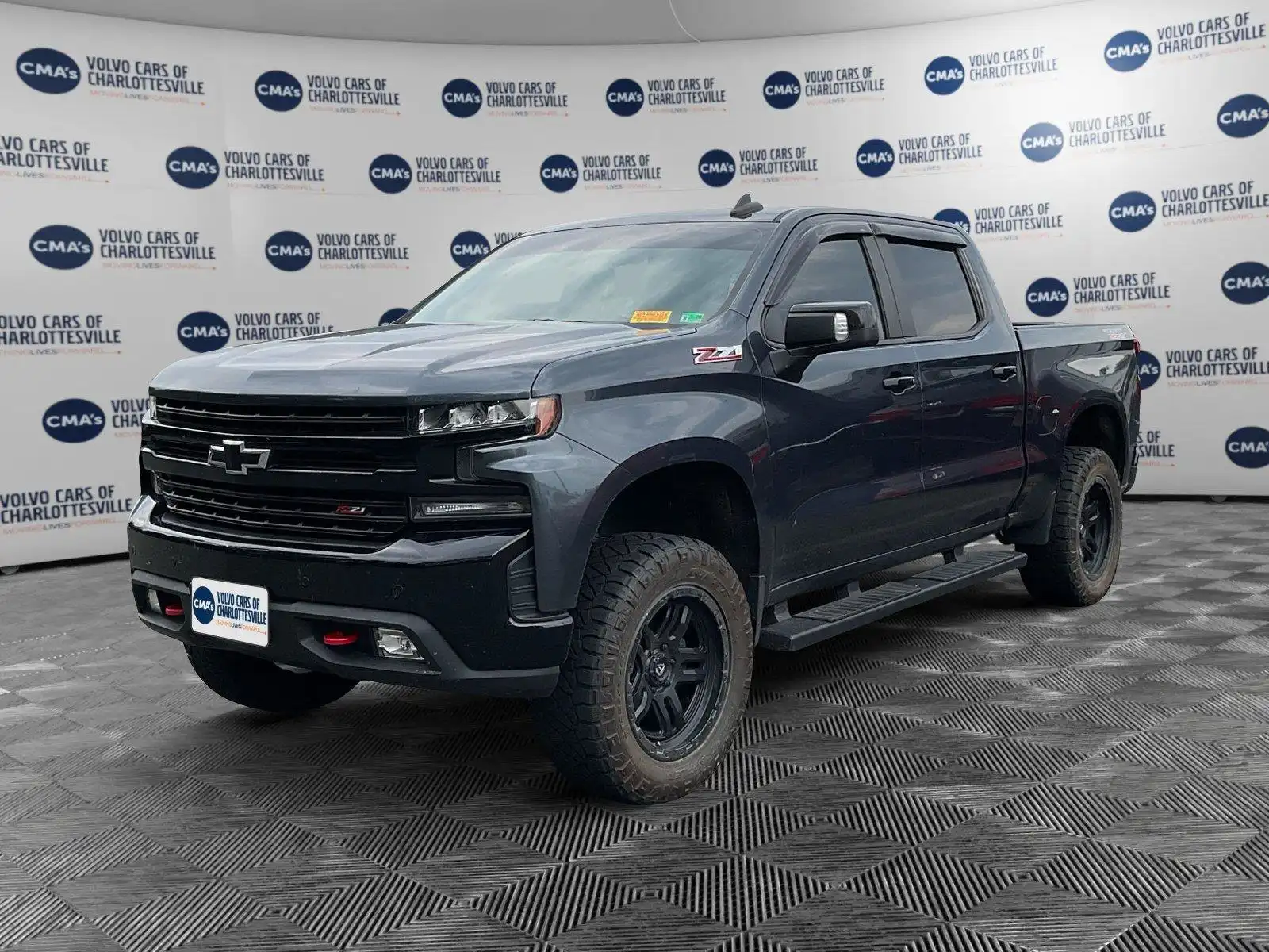 2021 Chevrolet Silverado 1500 LT Trail Boss 4WD Crew Cab Short Box's photo