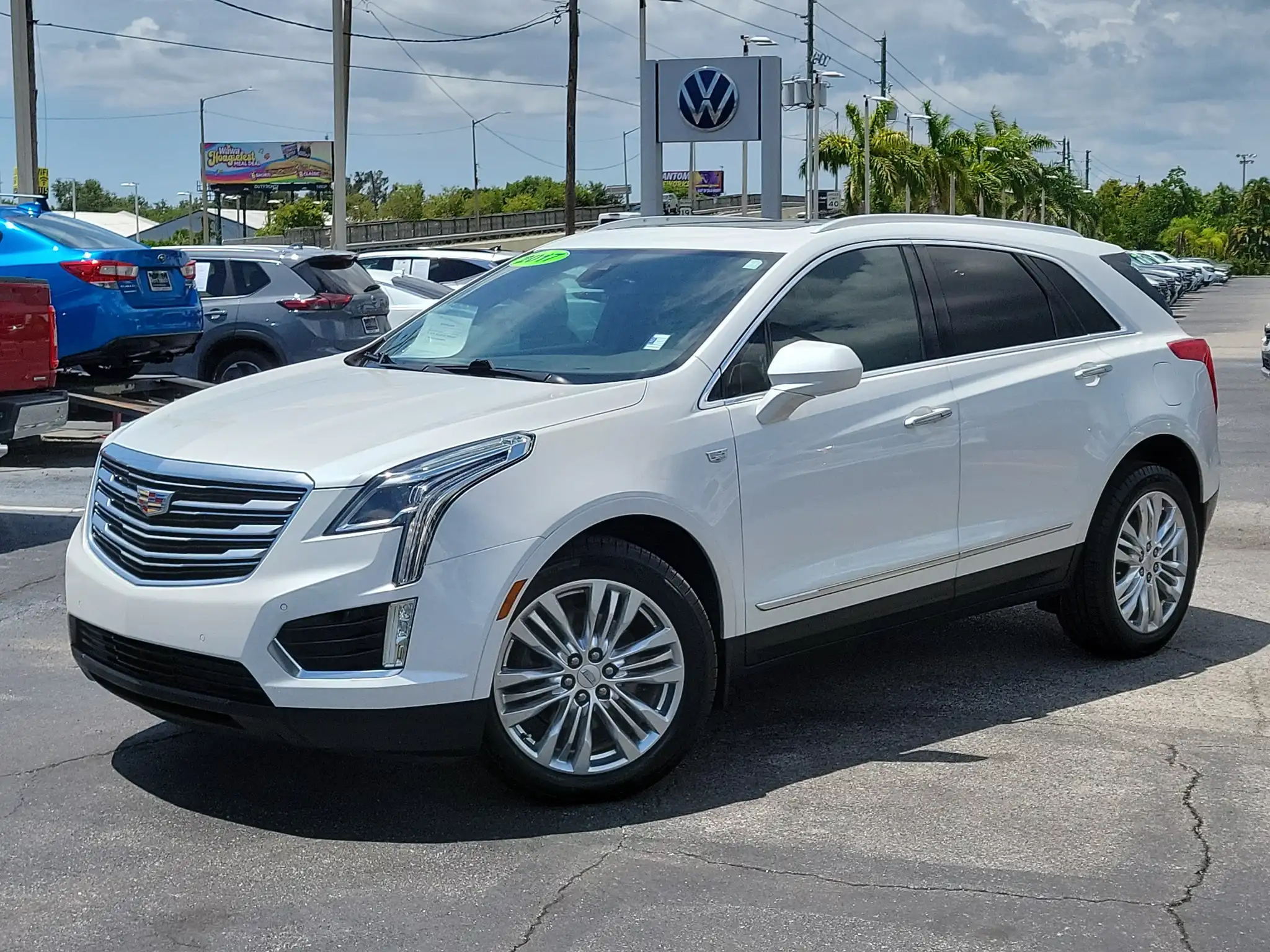 2017 Cadillac XT5 FWD Premium Luxury's photo