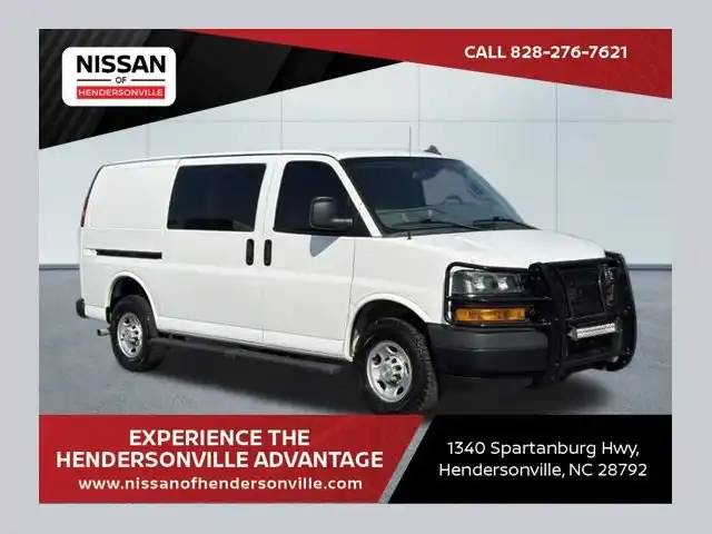 2018 Chevrolet Express 3500 Work Van HD's photo
