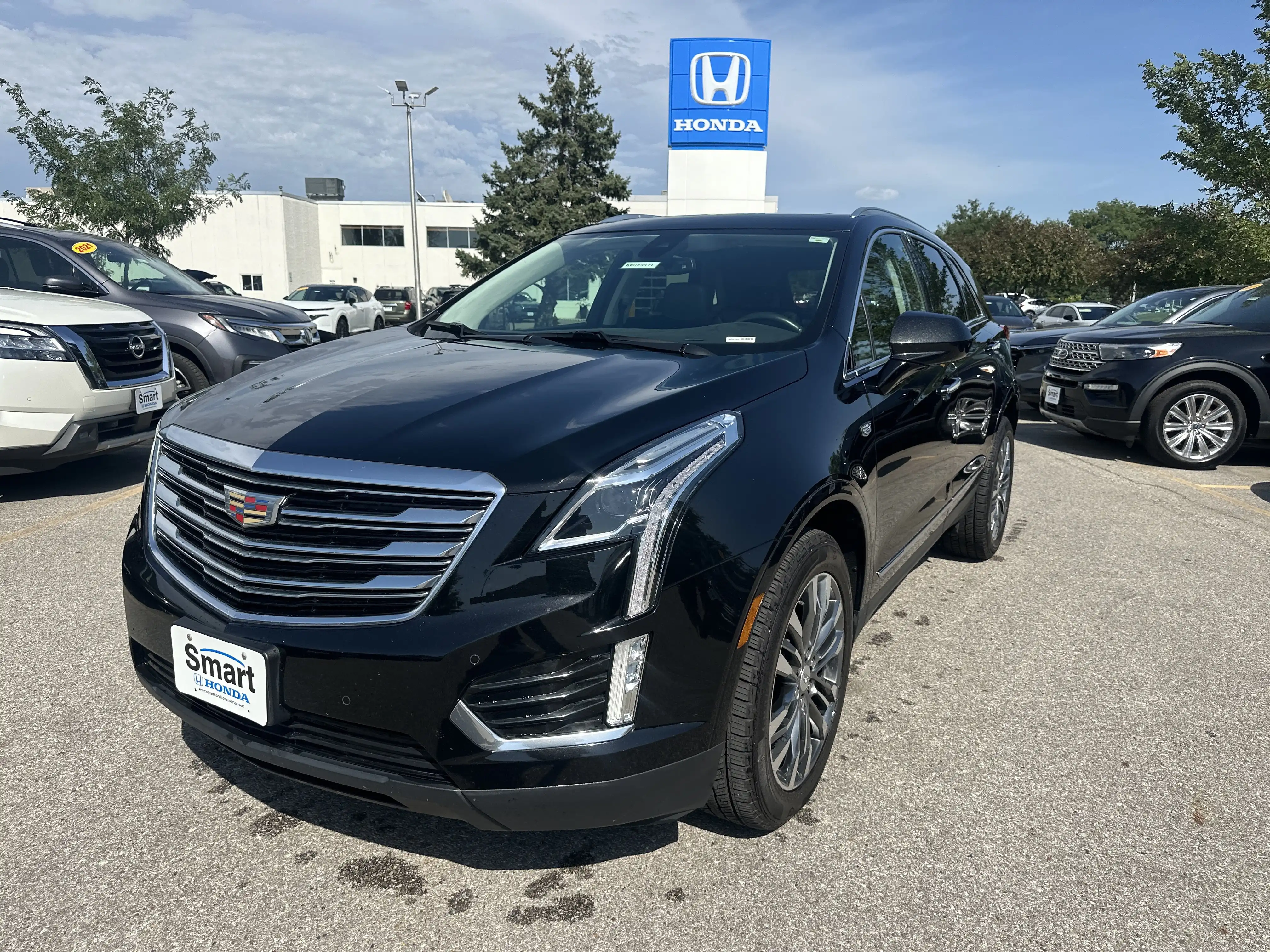 2017 Cadillac XT5 FWD Premium Luxury's photo