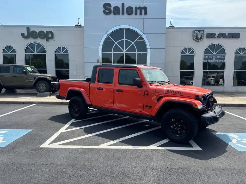2023 Jeep Gladiator Willys's photo