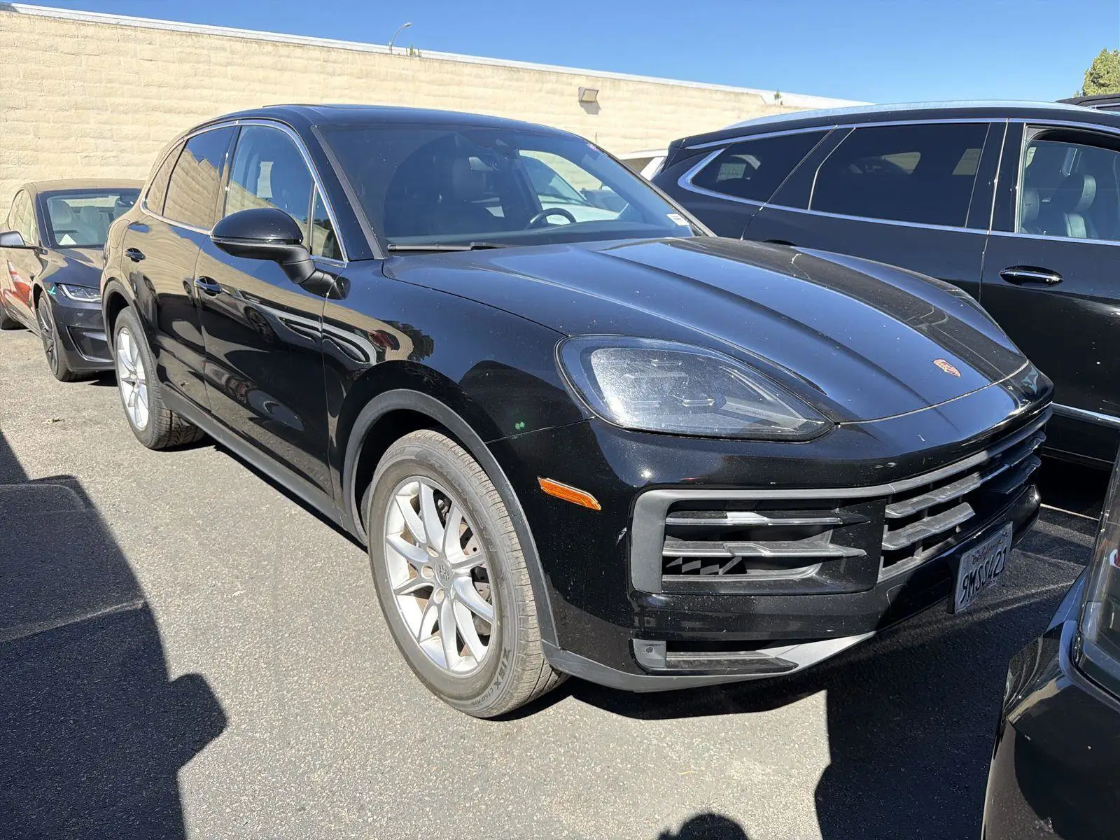 2024 Porsche Cayenne Base photo 1