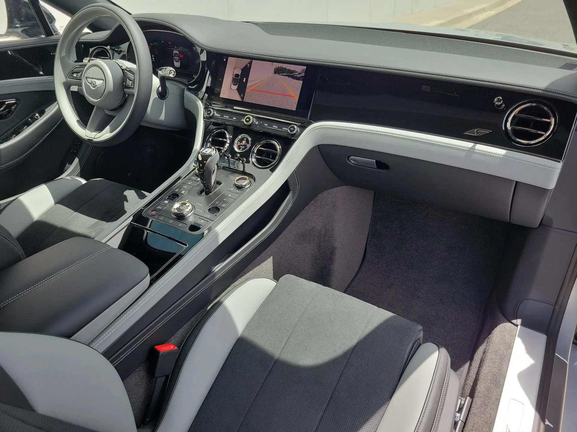 2026 Bentley Continental GT undefined photo 3