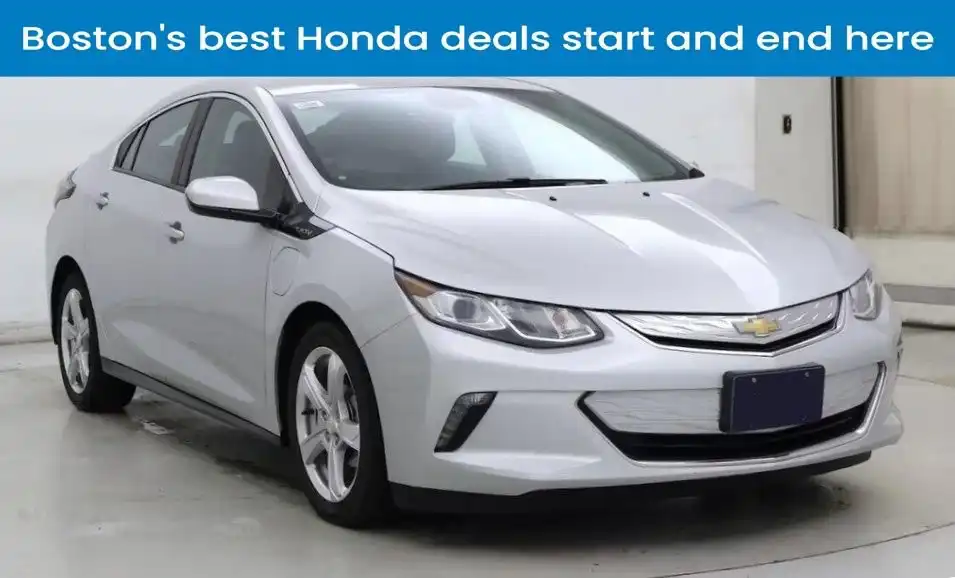 2019 Chevrolet Volt LT's photo