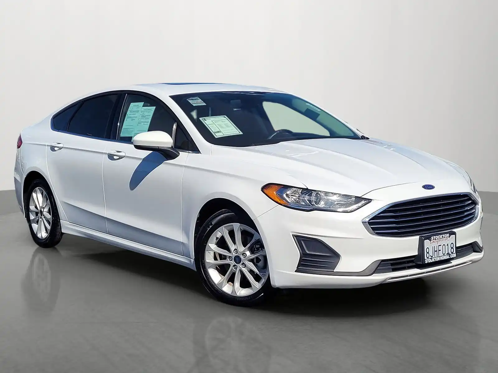2019 Ford Fusion SE FWD's photo