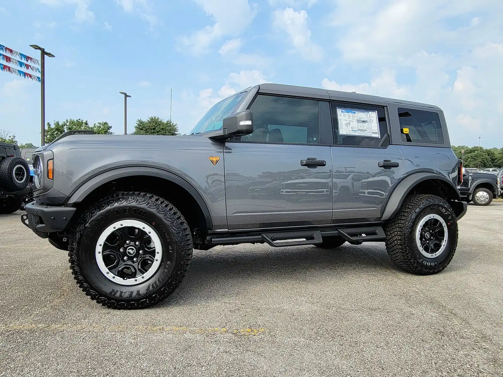 2024 Ford Bronco Badlands 4x4's photo