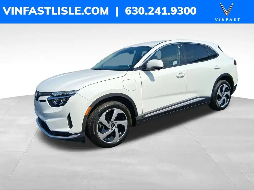 2027 VinFast VF 8 Eco's photo