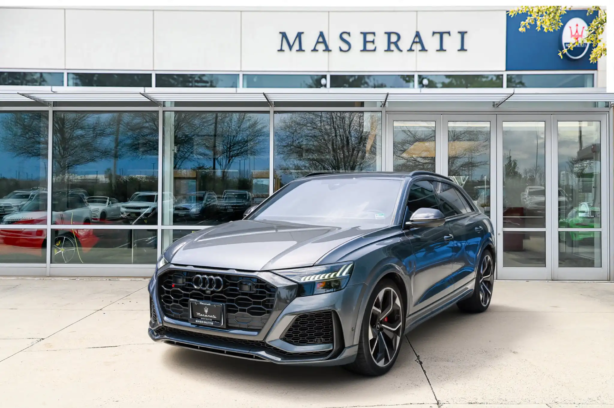 2024 Audi RS Q8 Base's photo